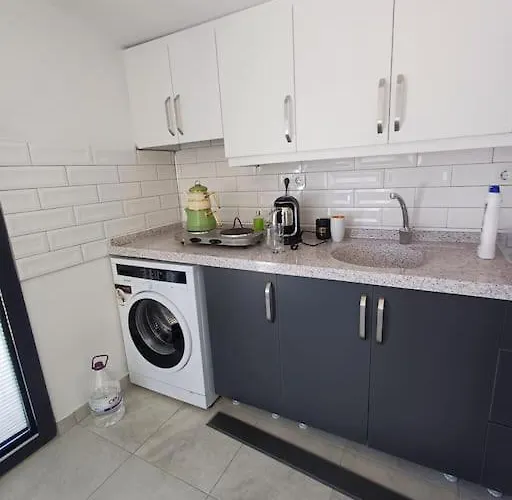 Pamuk Teras Kati 公寓 *